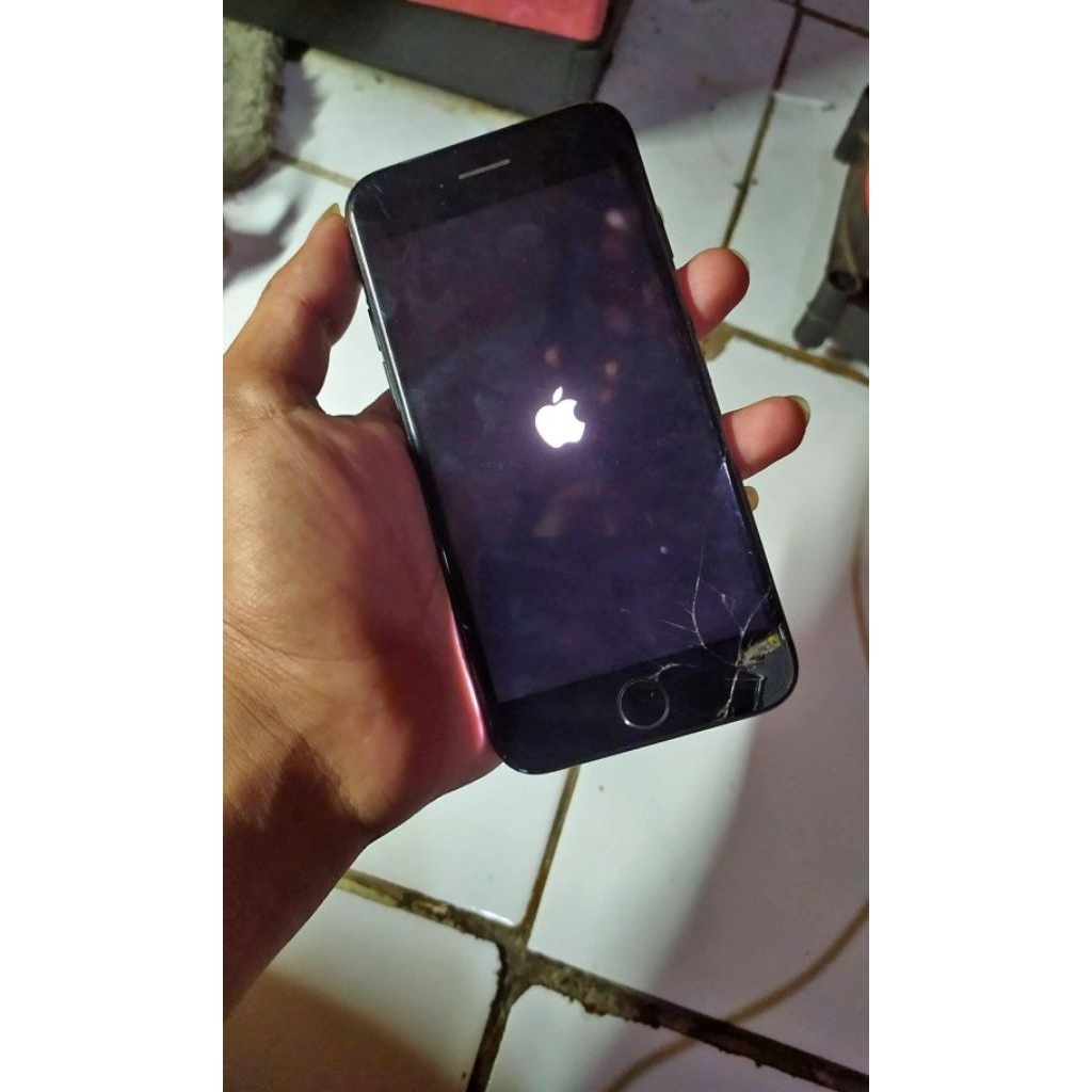 iphone 7 32 gb minus retak