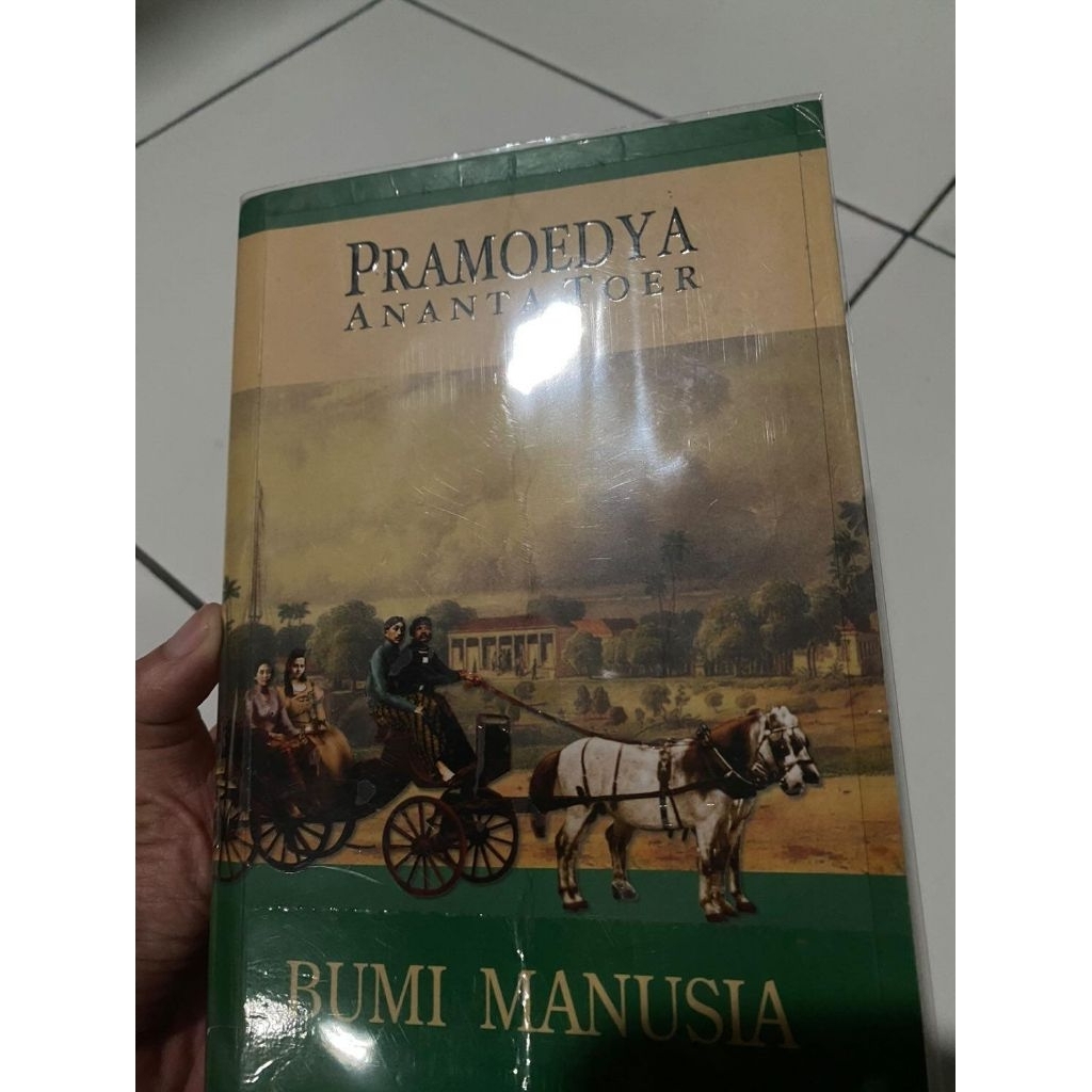 Buku Bumi Manusia Pramoedya