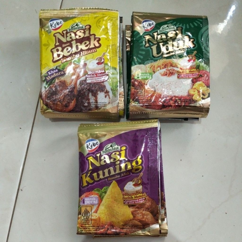 

Bumbu KOBE instan. (Nasi uduk, Nasi kuning, Nasi Bebek bumbu hitam) per sachet
