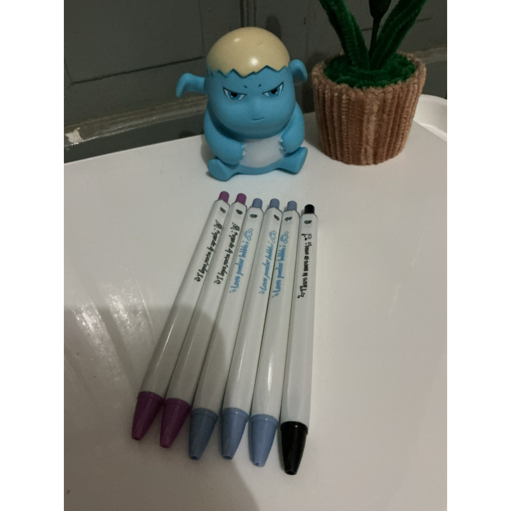 

bulpen gel tinta hitam lucu karakter sanrio aesthetic bisa pilih motif
