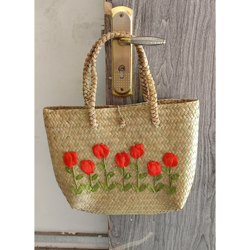Lembung  Tas purun bordir sulam pita bunga jinjing bahu wanita asli Kalimantan totebag grass Natural