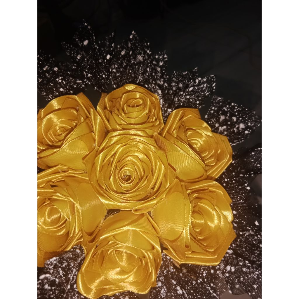 

Bunga satin pita (ukuran pita 4 cm)