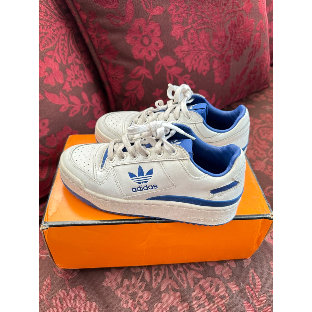 Adidas Originals Forum Bold White Blue Shoes Sepatu Sneakers Wanita (Preloved)