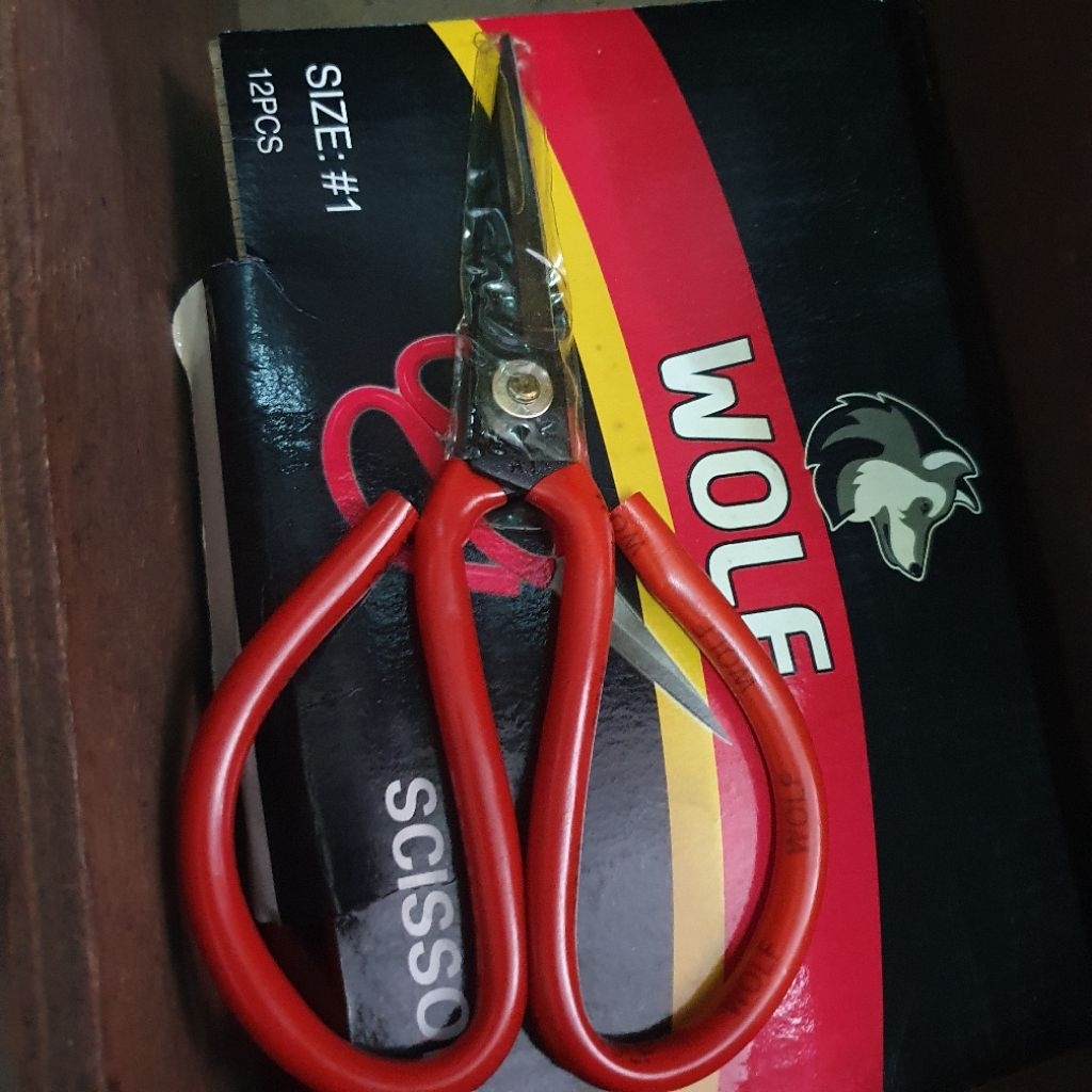 

gunting potong kulit kain galvalum seng plastik merah