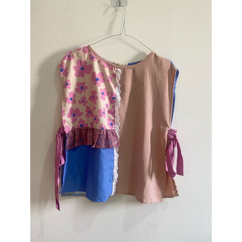 Smitten by Pattern vest (preloved)