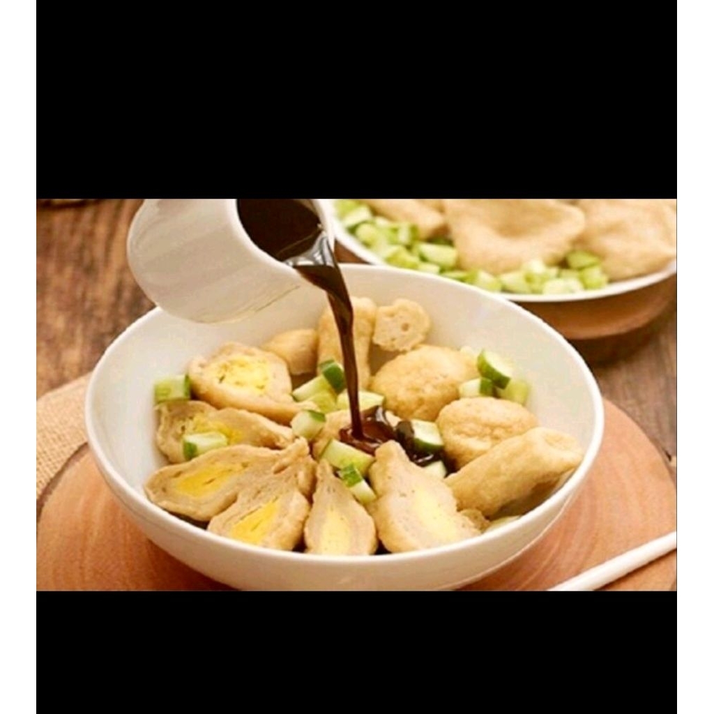 

Pempek Palembang Asli Ikan Tenggiri terenak frozen 20 pcs mix telur dan lenjer