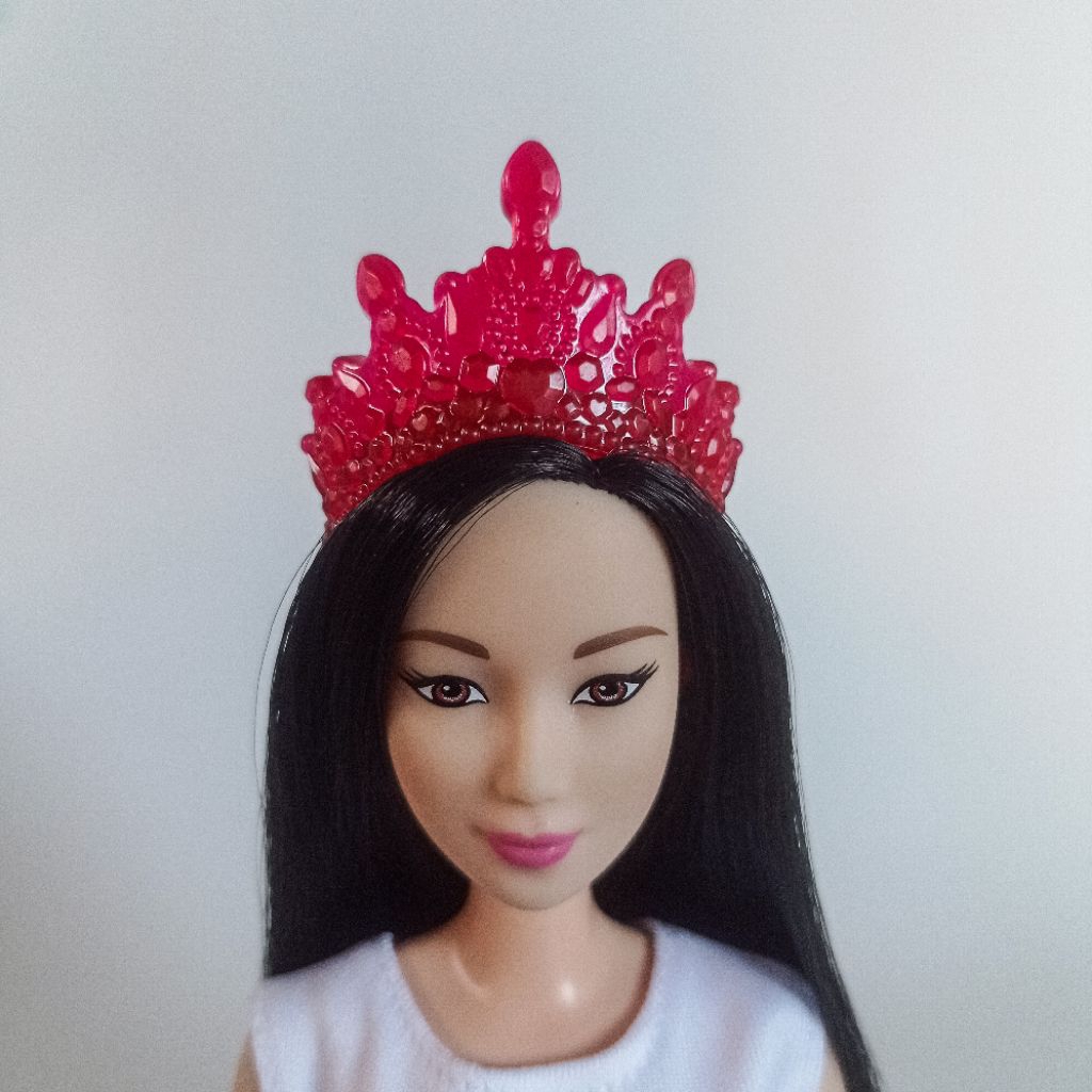 Mahkota Barbie Ori Mattel – Elegant Red Princess Crown | Aksesoris Boneka Barbie Original Mewah dan 
