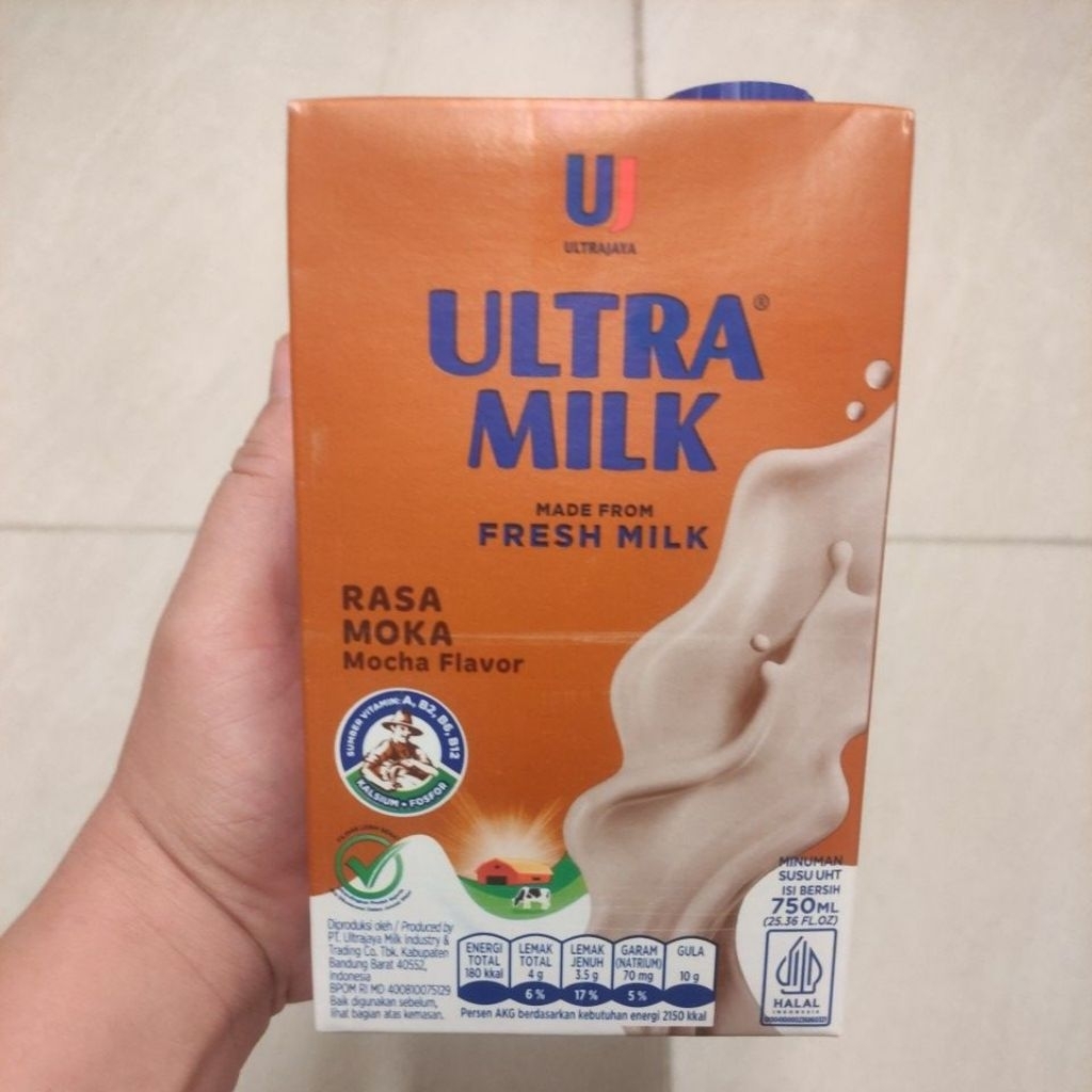 

ULTRA MILK MINUMAN SUSU UHT RASA MOKA (MOCHA FLAVOR) 750mL