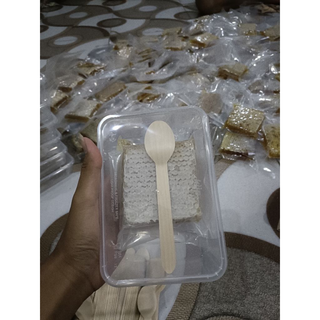 

Madu sarang melifera kemasan 250gr asli.
