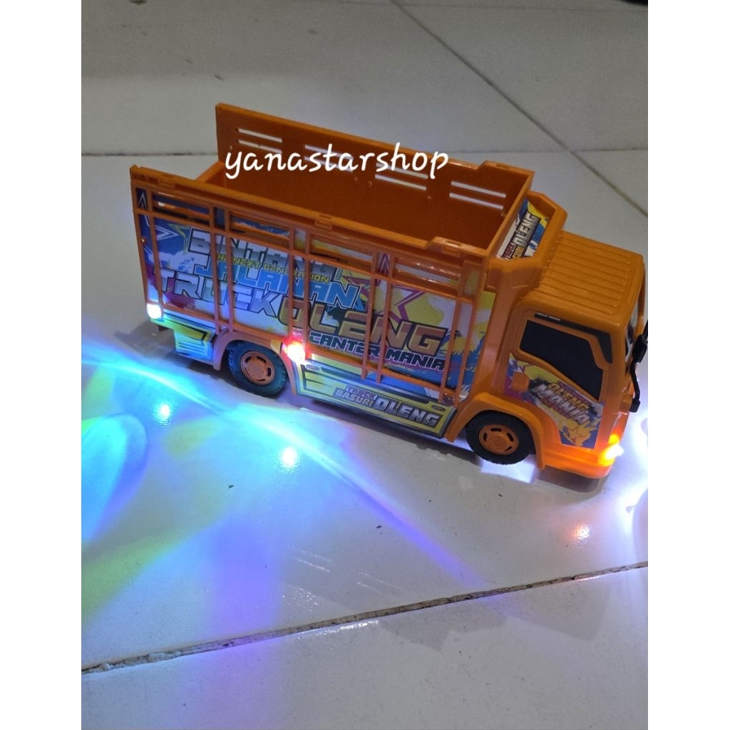 MAINAN MOBIL BASURI TRUK OLENG