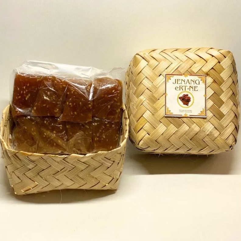 

(Best seller) Jenang RT-ne Jenang Ketan Asli (Dodol) , Packing Besek Isi 32 Pcs Real Taste