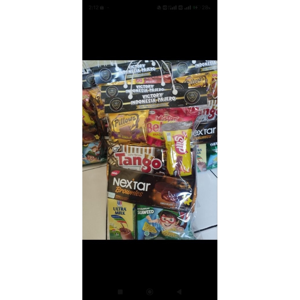 

Paket Snack Tango Besar