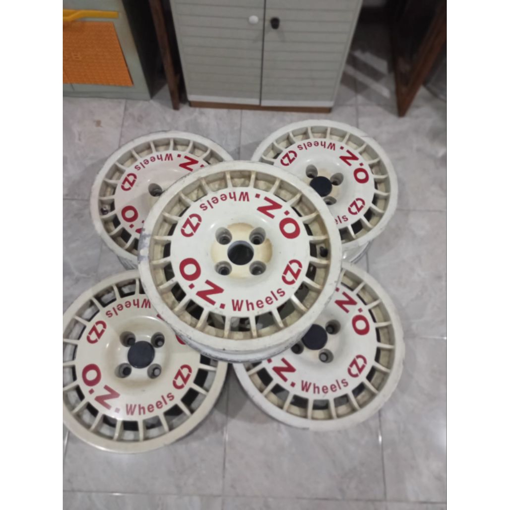 velg original oz route ring 15 pcd 4x100 lobang 4 made in italy