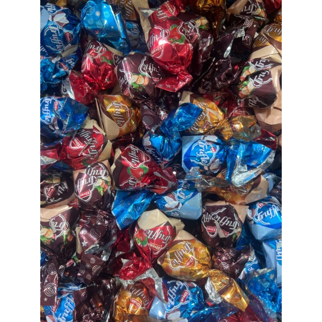 

Coklat Arab Truffle Elvan Mix's Premium 500gram Asli Coklat Turkey Mix's Premium Oleh Oleh Haji Dan Umroh