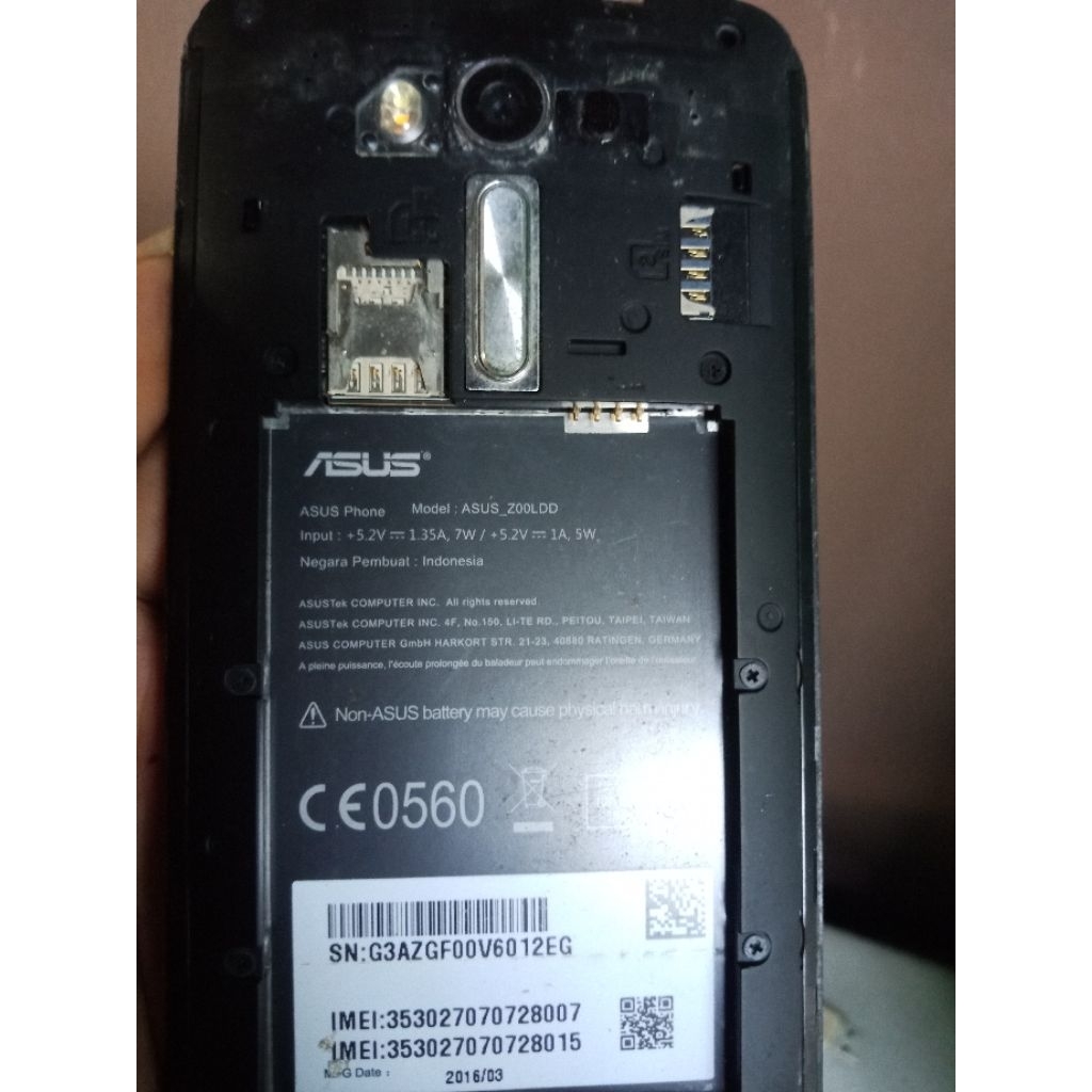 Mesin asus  (Z00Ldd)  hidup