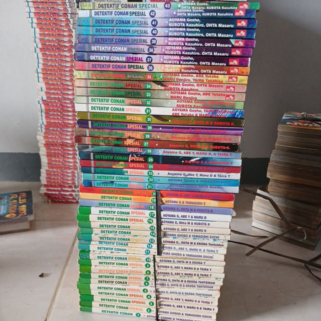 KOMIK CONAN SPESIAL SET 1-43.