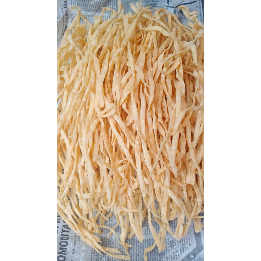 

keripik bawang/ pisang / stik kentang / keju / ubi