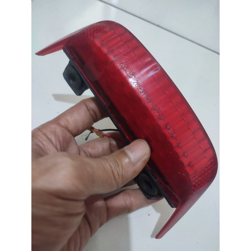 Lampu Behel Belakang Stoplamp Fizr Full Clutch Koito Original Copotan Motor