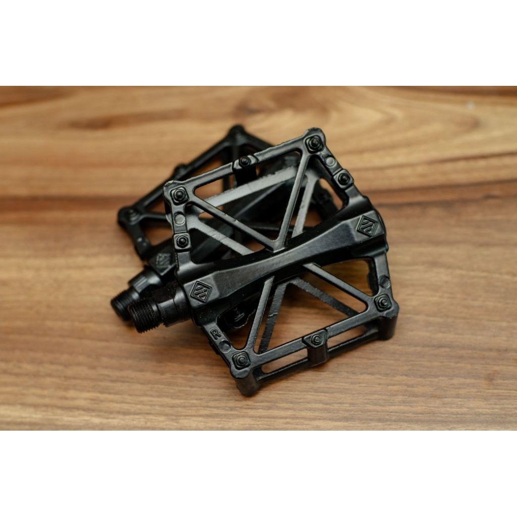 pedal alloy as besar fixie atau sepeda gunung