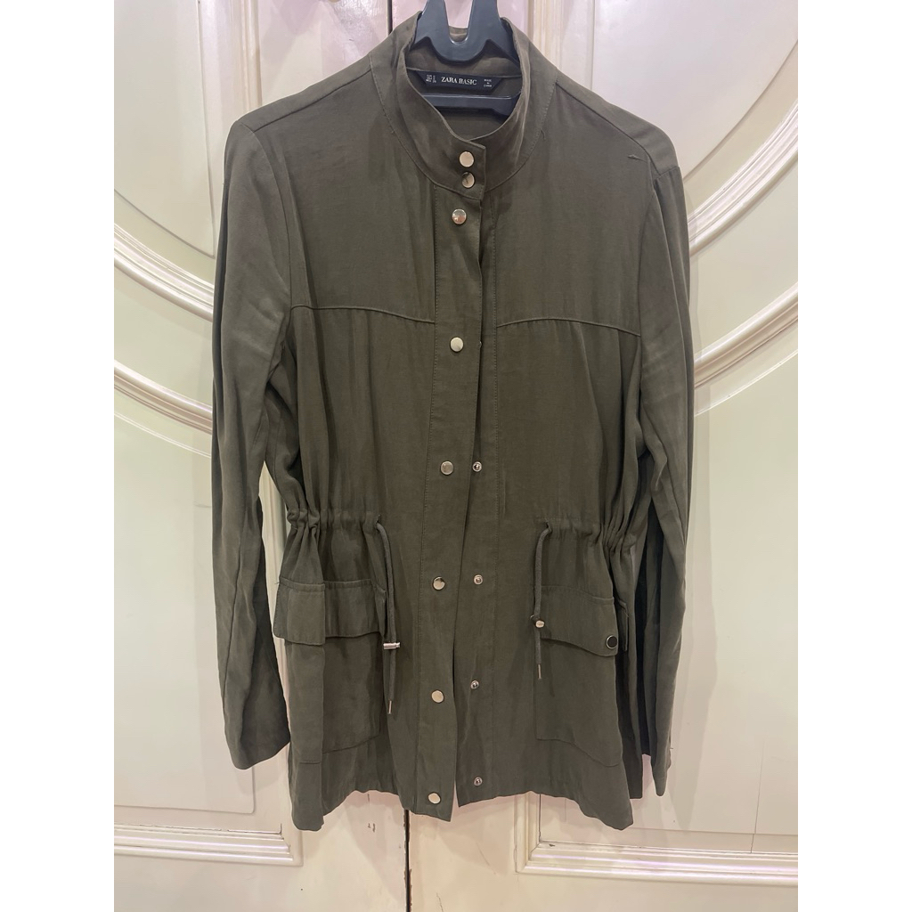 preloved zara basic (like new) woman size: S green army / outer zara / baju atasan wanita / kemeja z
