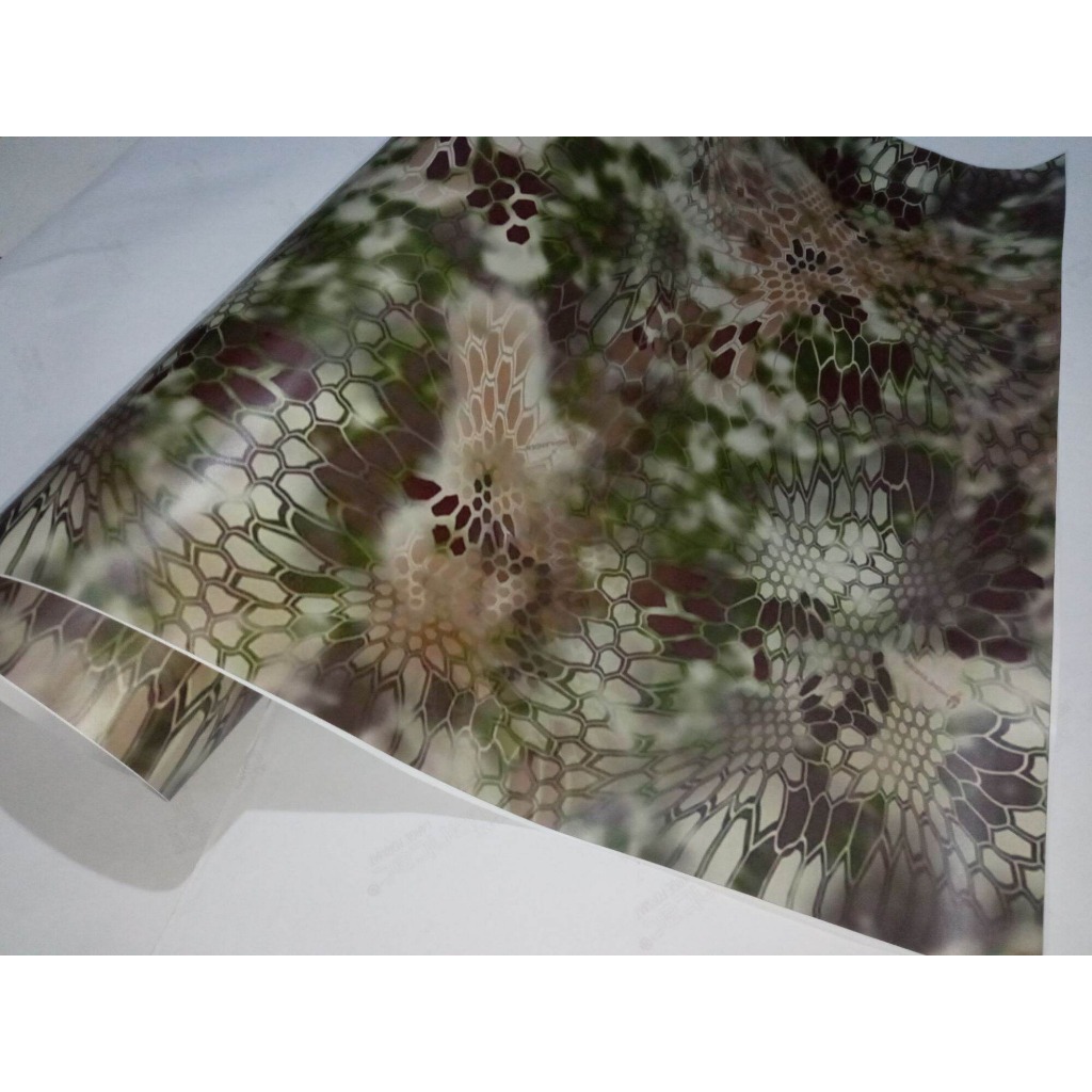 

Stiker Camo Higlander 50x50cm
