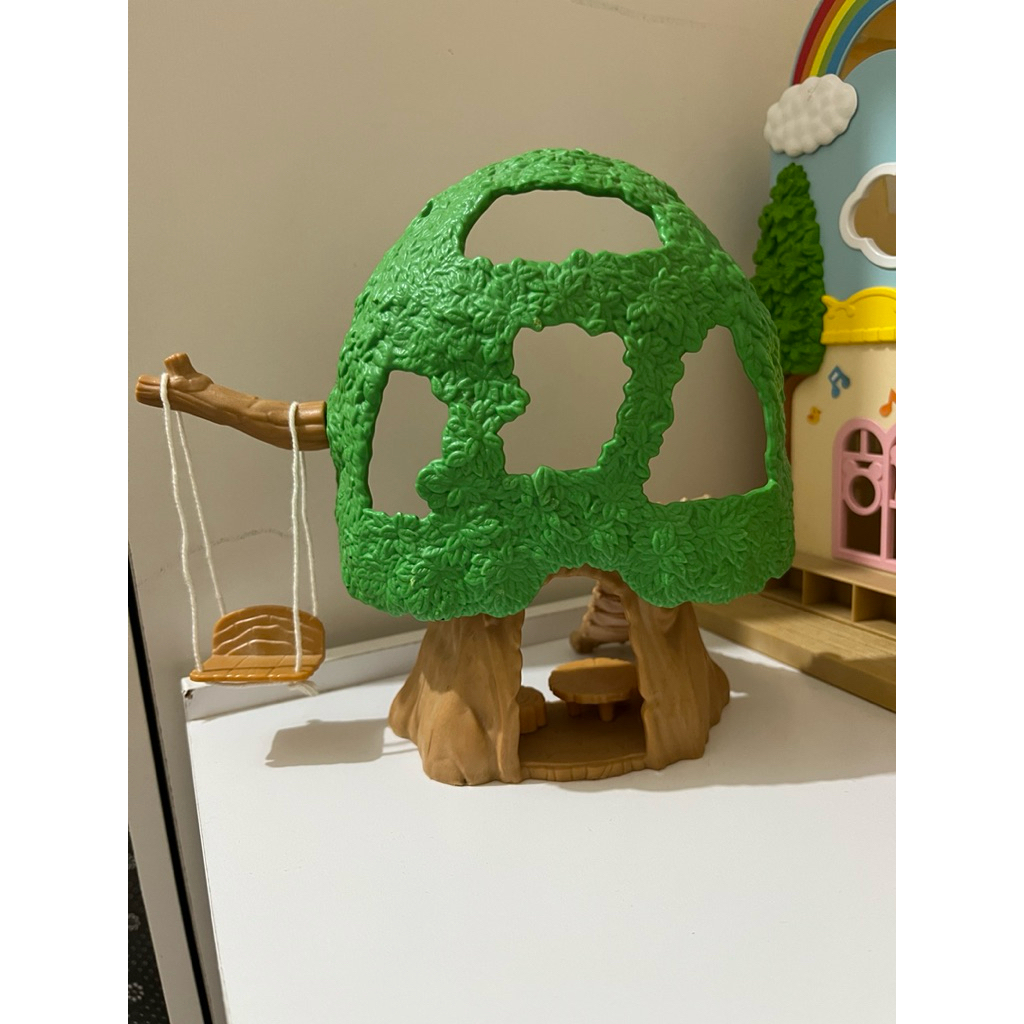 PRELOVED baby tree house sylvanian families