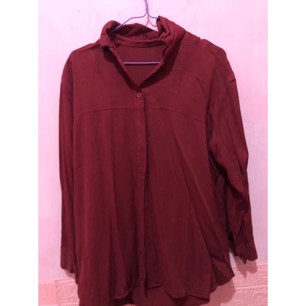 kemeja wanita merah maroon