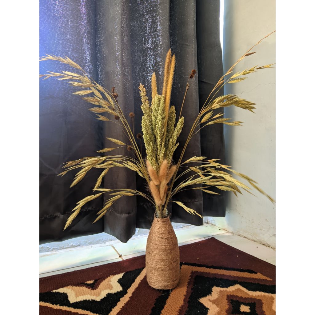 paket minimalis bunga kering+vas botol kaca aesthetic/bunga kering atas meja/ vas bunga kering aesth