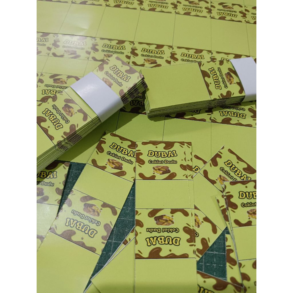 

Custom/Request warp pembungkus coklat dadu.
