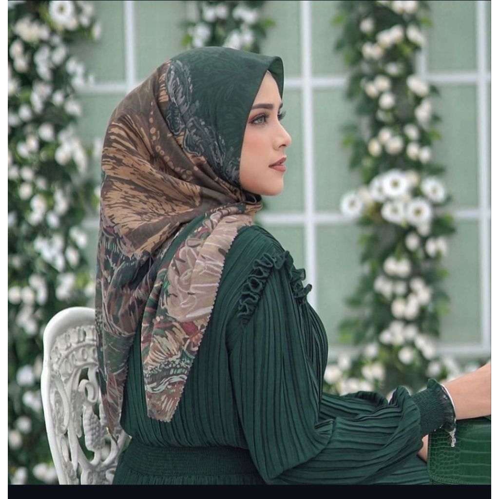 pl farsha jungle buttonscarves