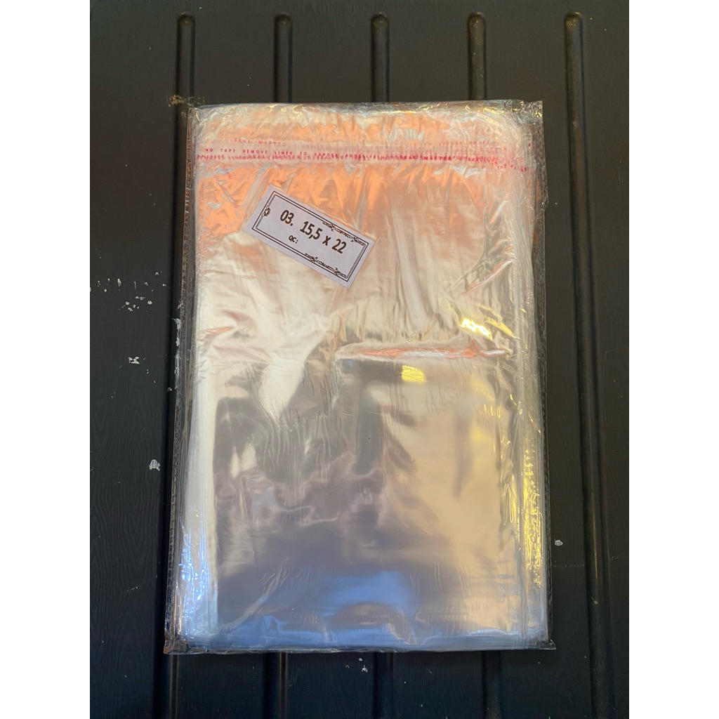 

plastik opp 1 pack (ukuran 15,5x22) ISI 100 lembar plastik undangan