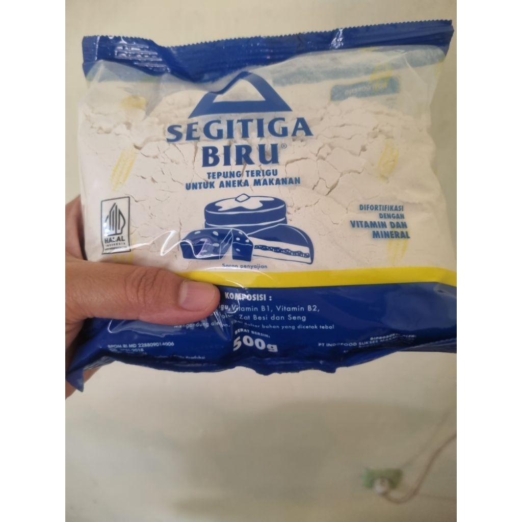 

Terigu Segitiga Biru