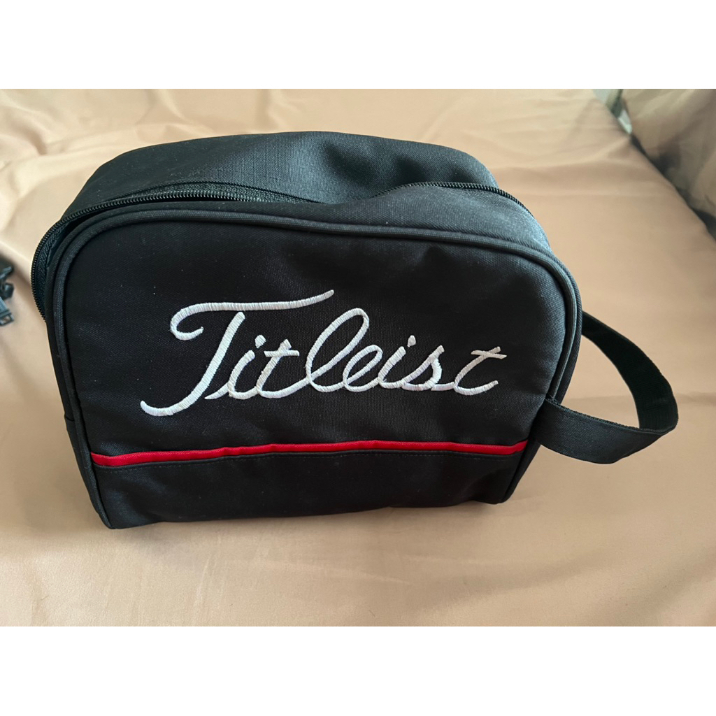 Preloved Titleist tas bola golf Black ori L 22 cm P 20 cm