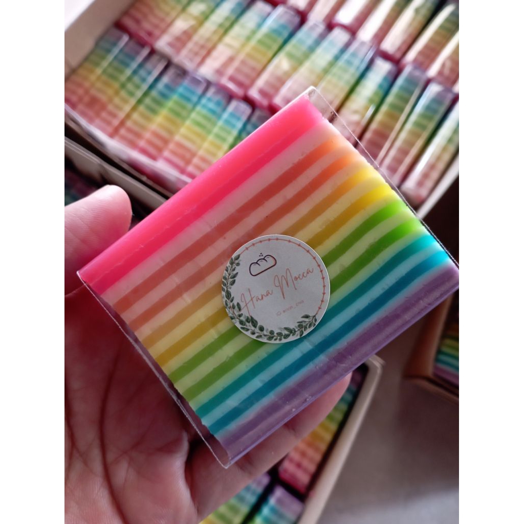

Kue Lapis Pelangi Tapioka | Kue Basah Gurih dan Cantik