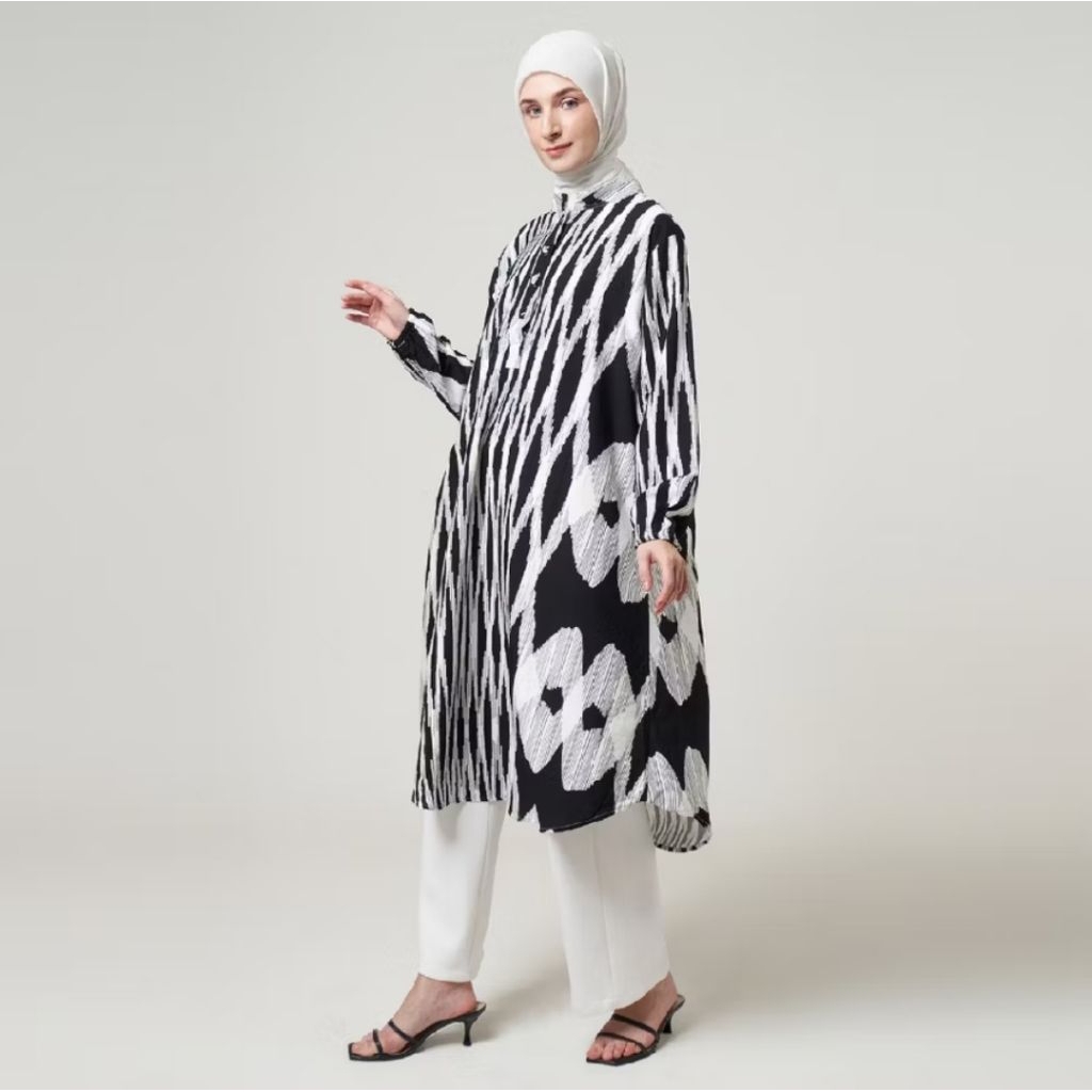 Dhoby Ghout- Tunic Afya