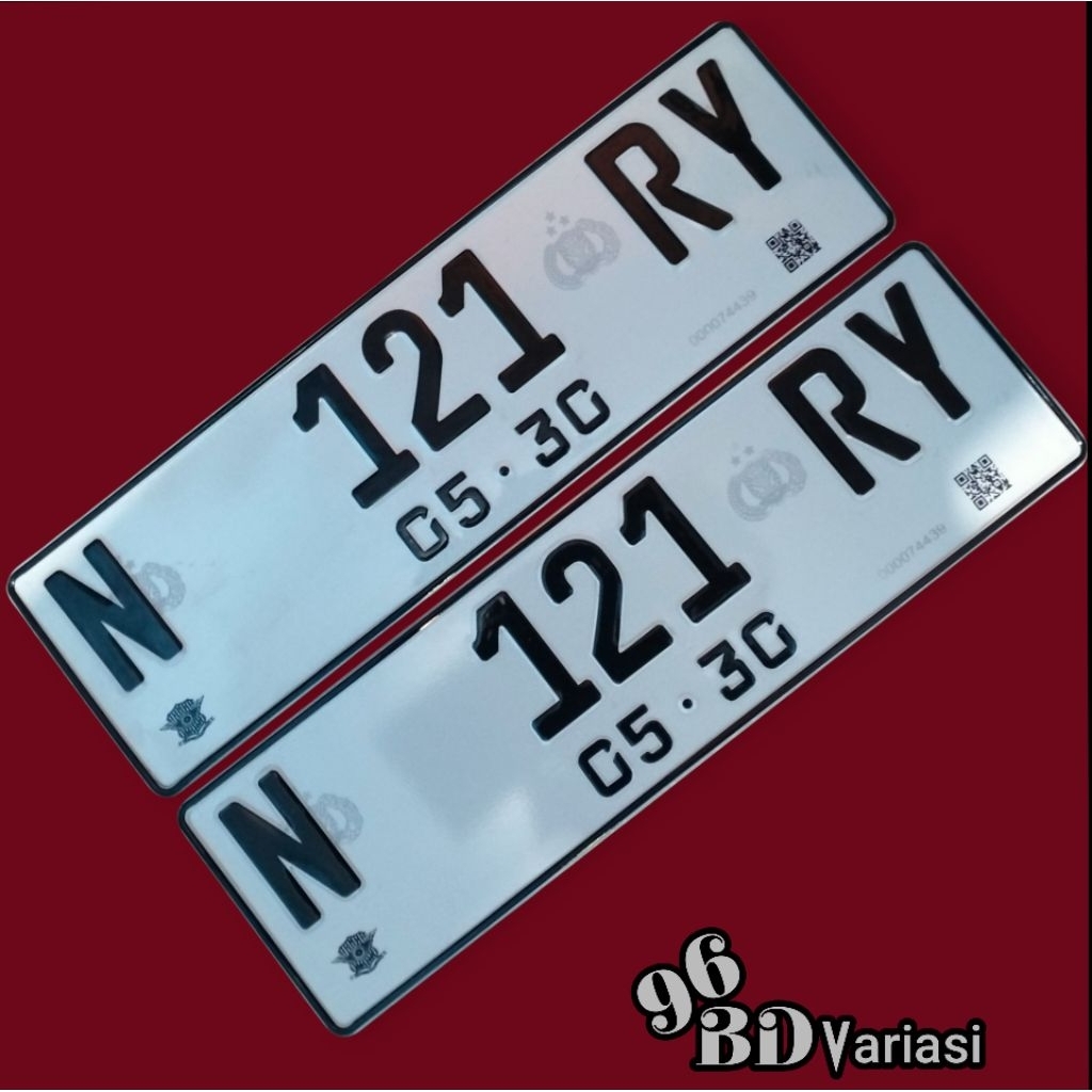 plat mobil reflektif barcode QR