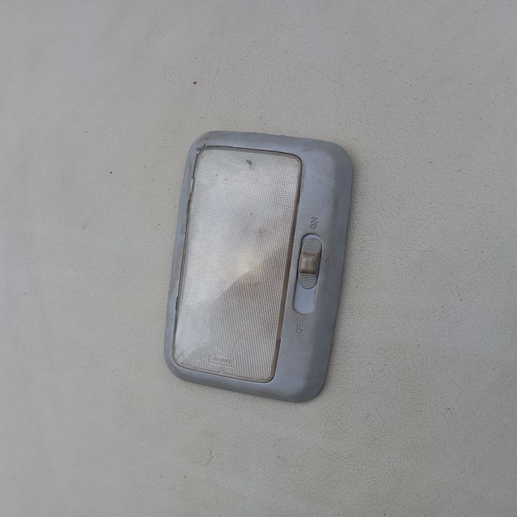 lampu plapon honda accord S86 vti