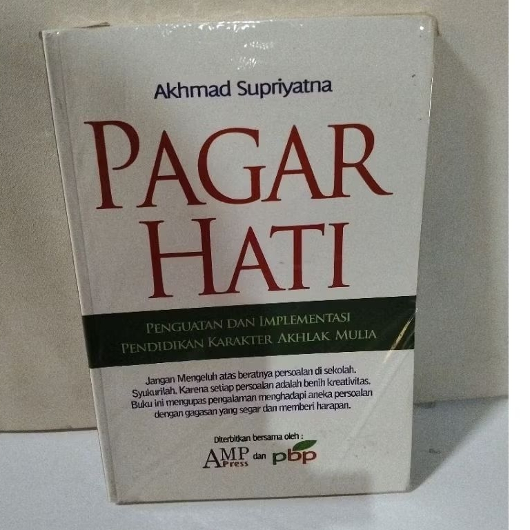 

Buku PAGAR HATI