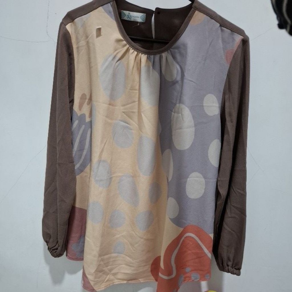 MALAKAI BASIC BLOUSE