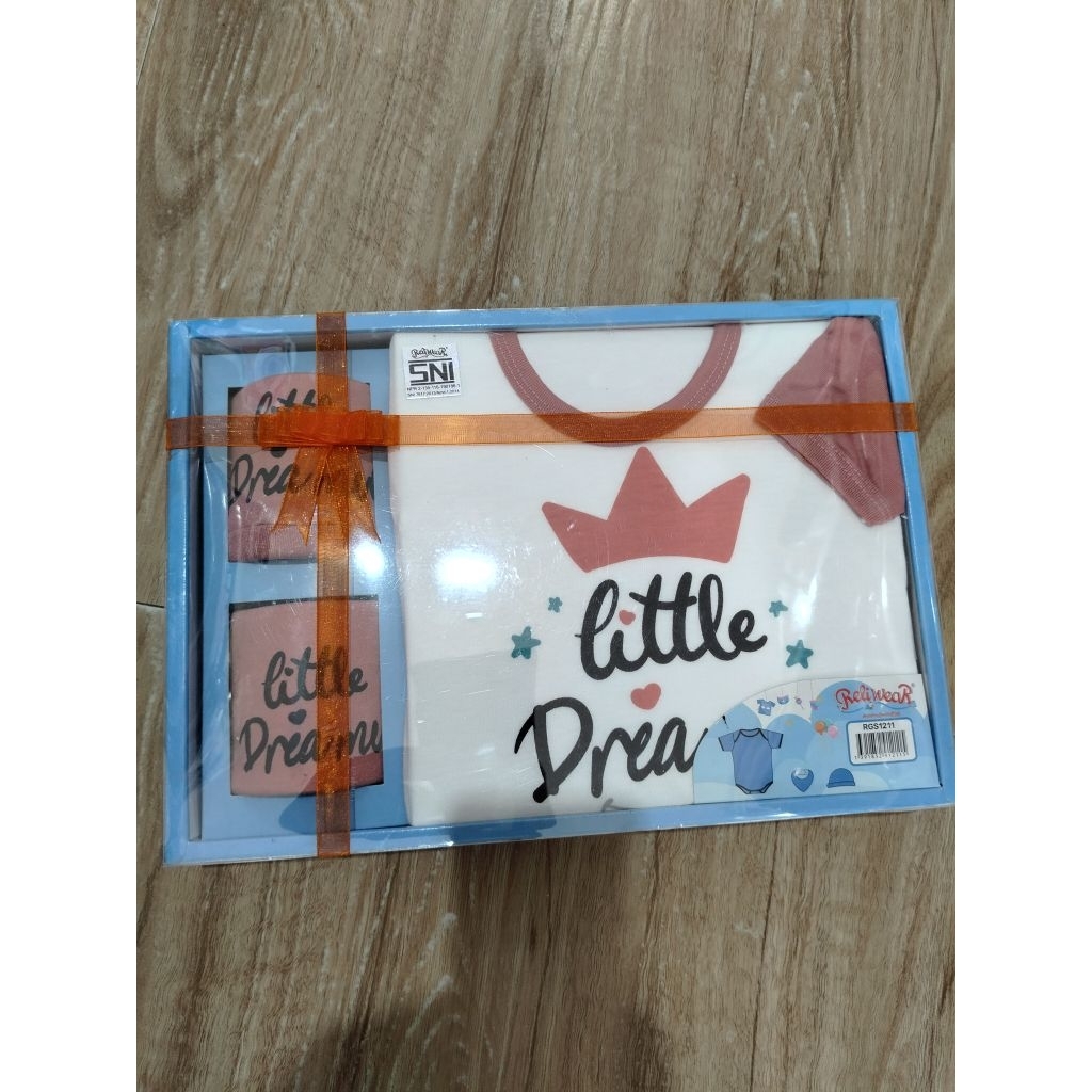 GIFTPACK/RELIWEAR BABY SET CONNIE RGS1206