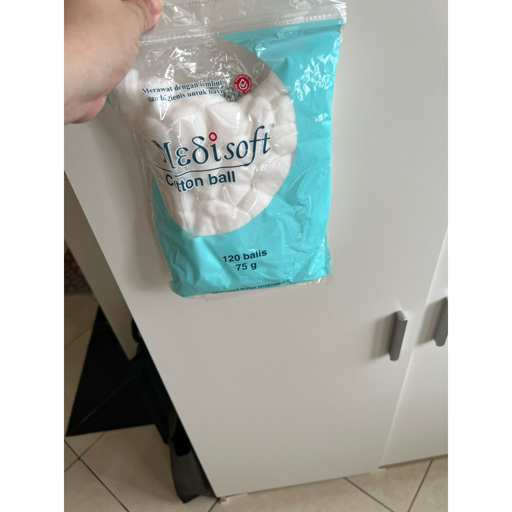 Medisoft Murah Kapas Bulat / Cotton Ball Kapas Bola Bulat Baby warna biru 76 gram