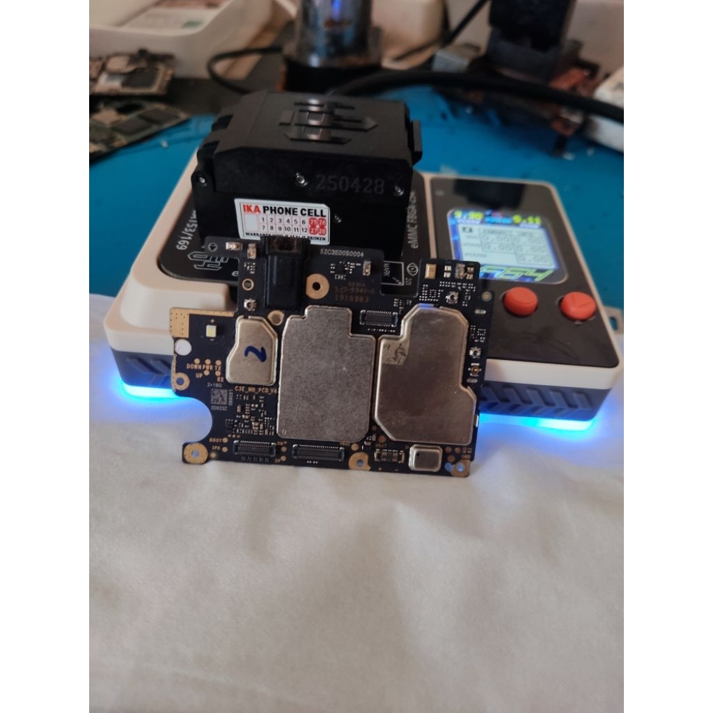 MESIN REDMI 7A RAM 3/32 GB DAN RAM 4/64 GB NORMAL TESTED