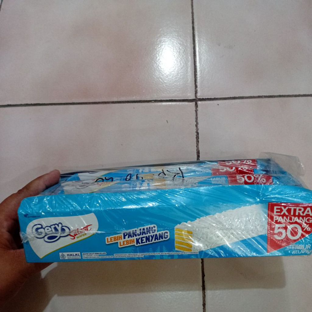 Gery Salut Wafer Tabur Box isi 12 Pcs