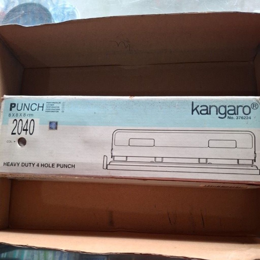

pembolong kertas / heavy duty 4 hole punch kangaro punch 2040