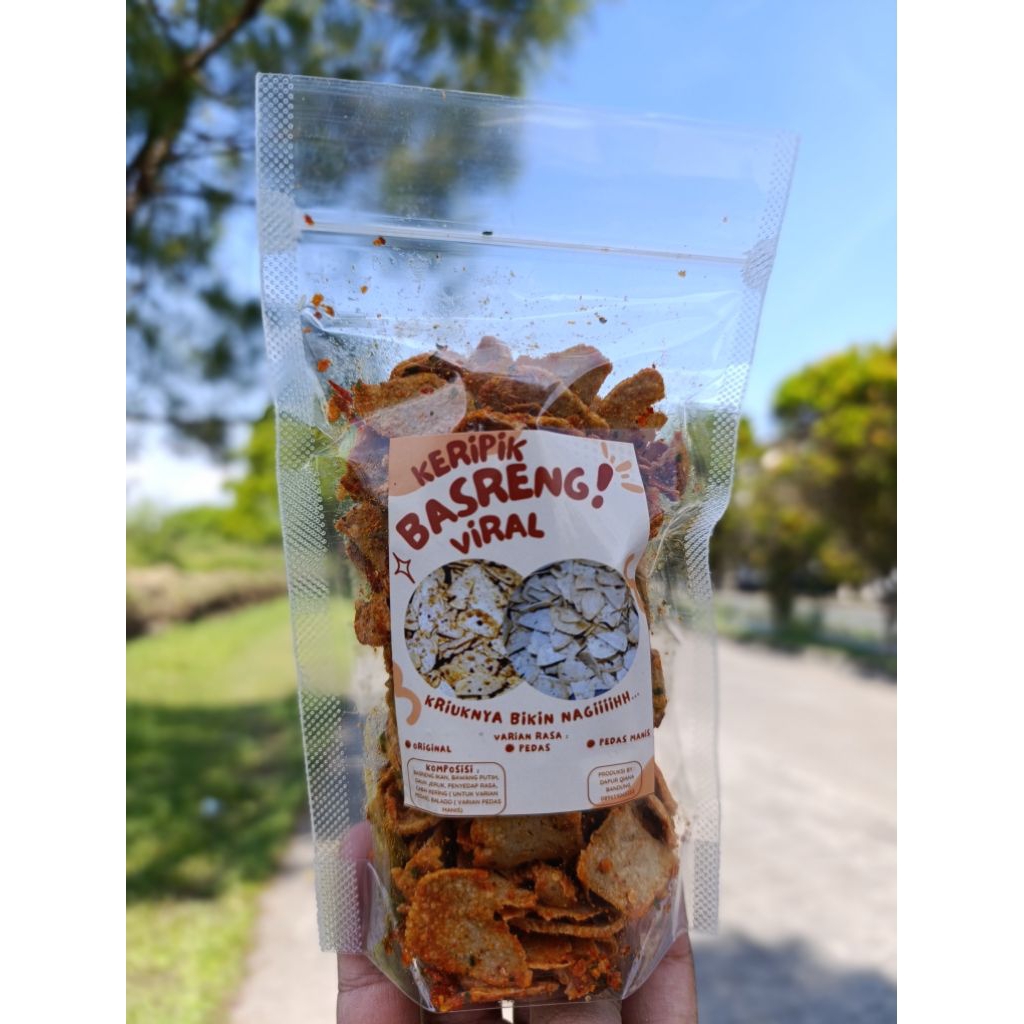 

KERIPIK BASRENG VIRAL BENTUK KOIN PEDAS ASIN GURIH DAUN JERUK CEMILAN YANG COCOK DISEGALA SUASANA