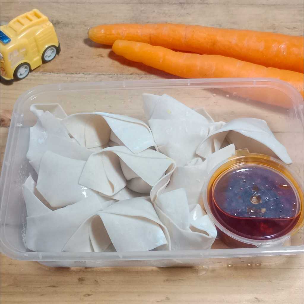 

wonton ayam frozen isi 10pcs