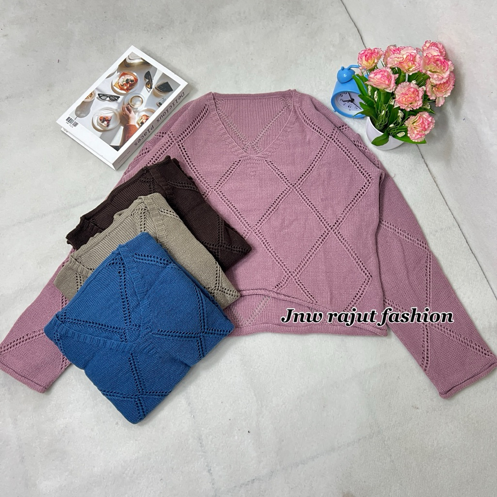 Erli baju rajut atasan wanita lengan panjang model  Motif bolong