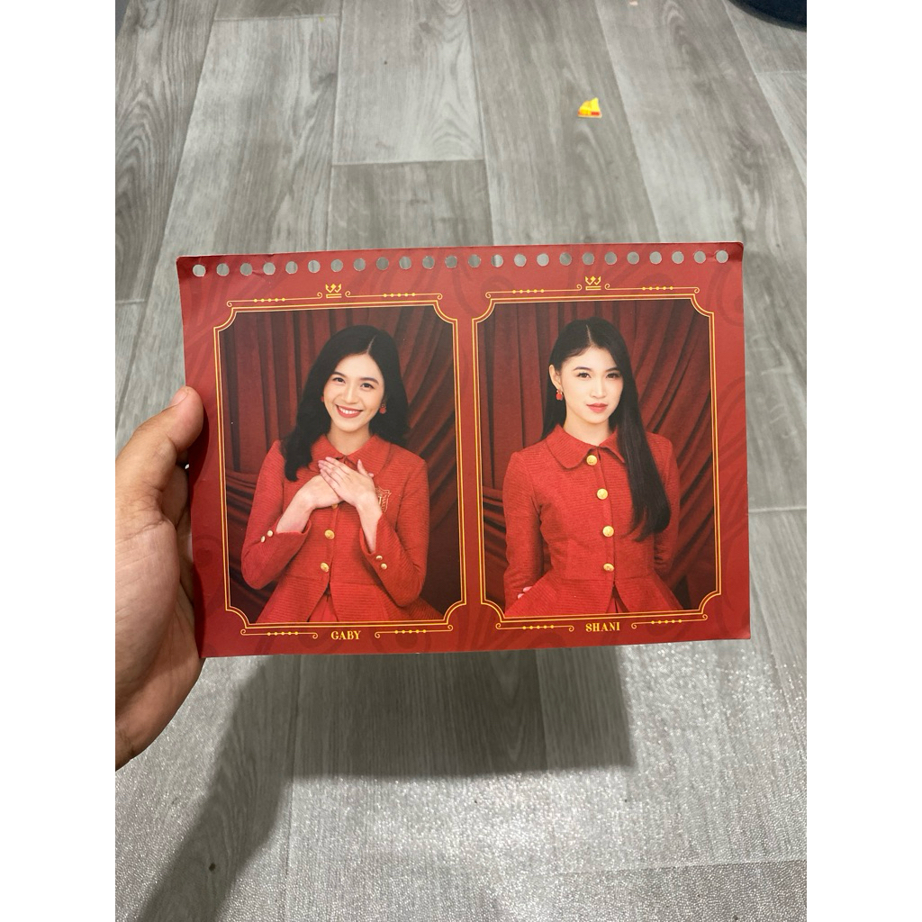 Lembaran Kalender JKT48 2022 OFC