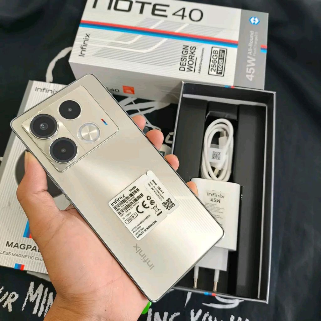 INFINIX NOTE 40 BMW Edition (second)