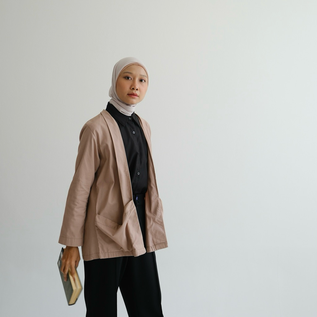 Lewa Outer - Milo | GURĒ by Rizqa | Outer Polos Wanita | Outer Tangan Panjang | Outer Katun Premium